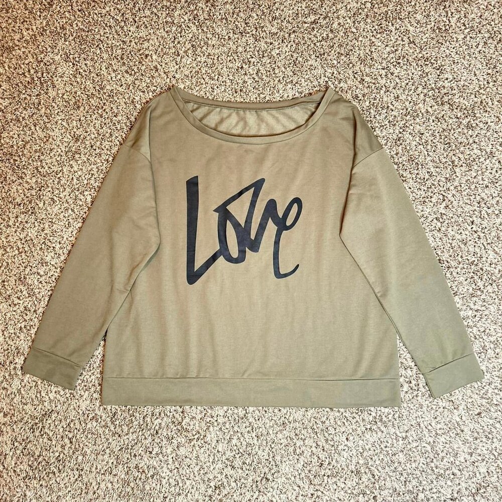 Size 2X Womans Long Sleeve Lt Green Pullover Top
